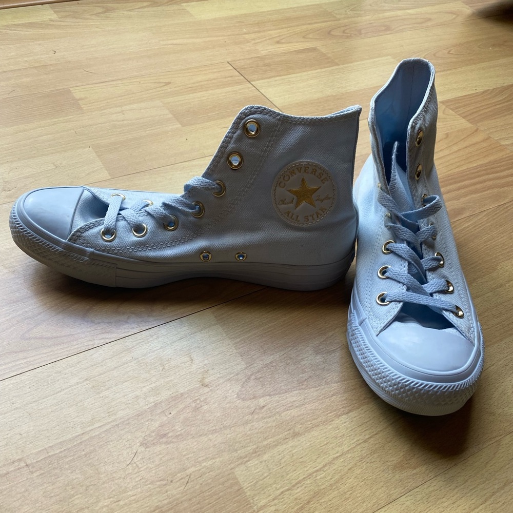 NWOT Baby Blue High Top Converse